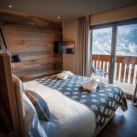 Aparthotel La Cresta