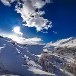La Cresta شقة فندقية 4*