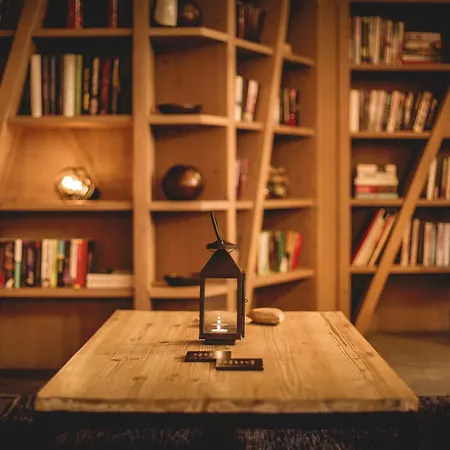 拉克雷斯塔木屋酒店 公寓式酒店