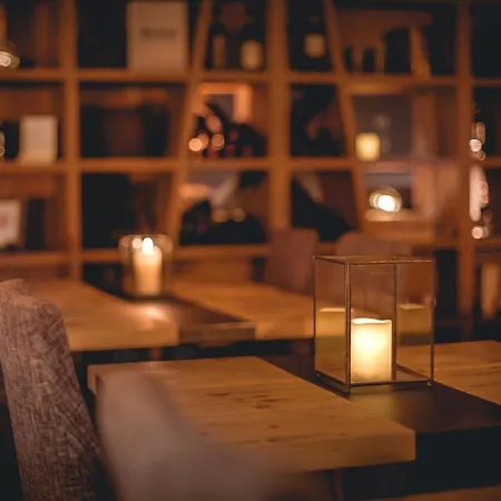 La Cresta מלון דירות 4*