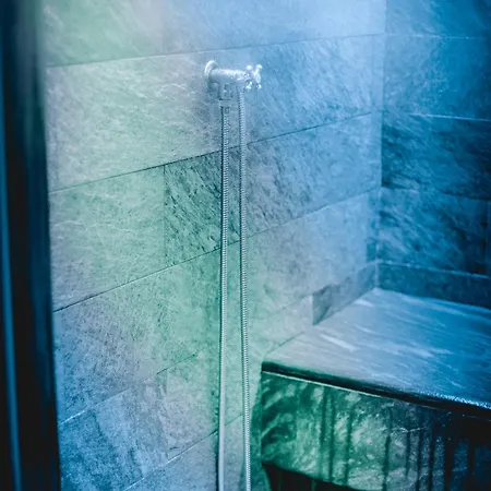 Lägenhetshotell La Cresta 4*