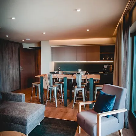 La Cresta Lägenhetshotell Breuil-Cervinia