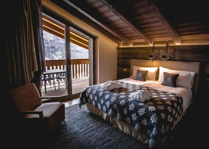 Aparthotel La Cresta