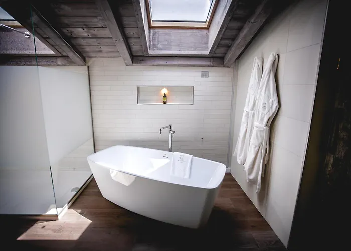 拉克雷斯塔木屋酒店